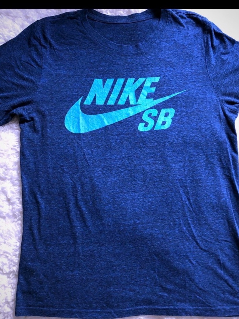 Nike SB t-shirt Size men’s medium EUC